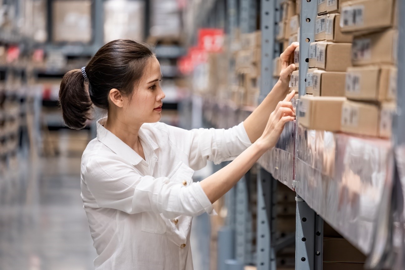 5 calves fundamentales para elegir mobiliario comercial